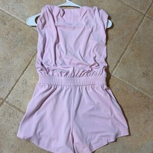 Lululemon drapey softstreme romper Sz xs euc